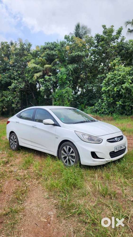 Hyundai Fluidic Verna 1.6 Crdi Sx Automatic, 2013, Petrol
