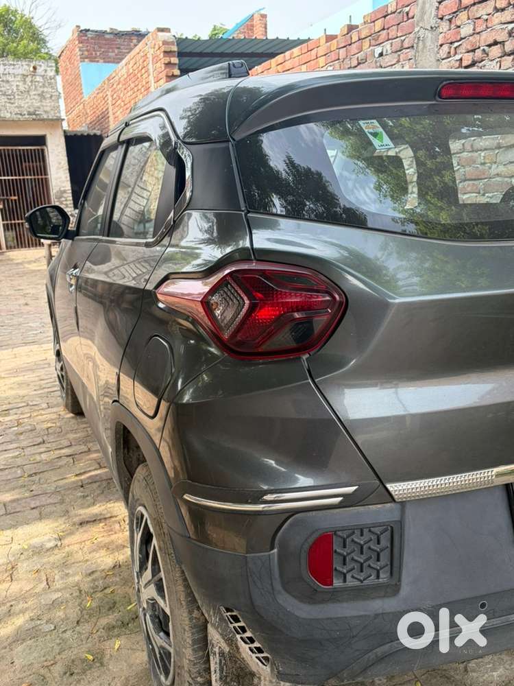 2023 Tata Punch Petrol Manual Year