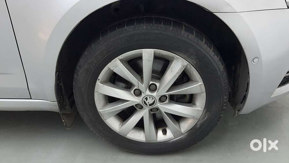 Skoda Octavia 2.0 L K Tsi At, 2018, Petrol
