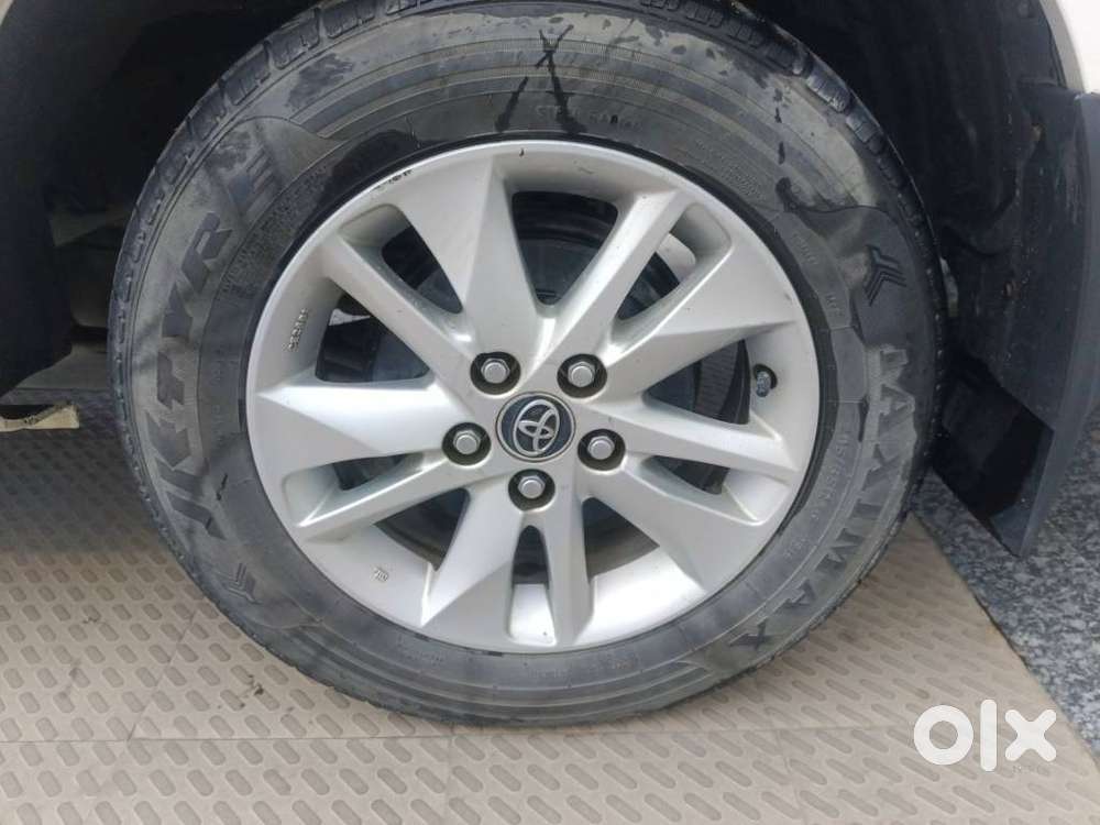 Toyota Innova Crysta 2.4 G Mt, 2017, Diesel