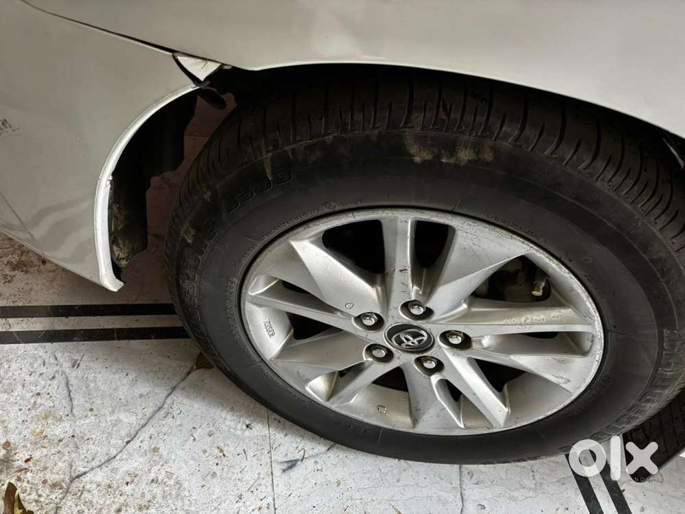 Toyota Innova 2014 Diesel Well Maintained