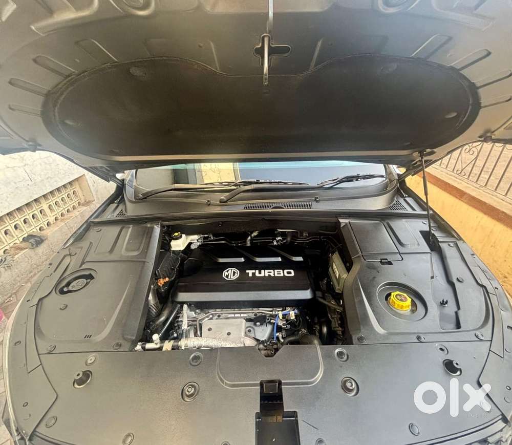 Mg Hector Plus 1.5 Sharp Turbo Cvt 6 Str, 2022, Petrol