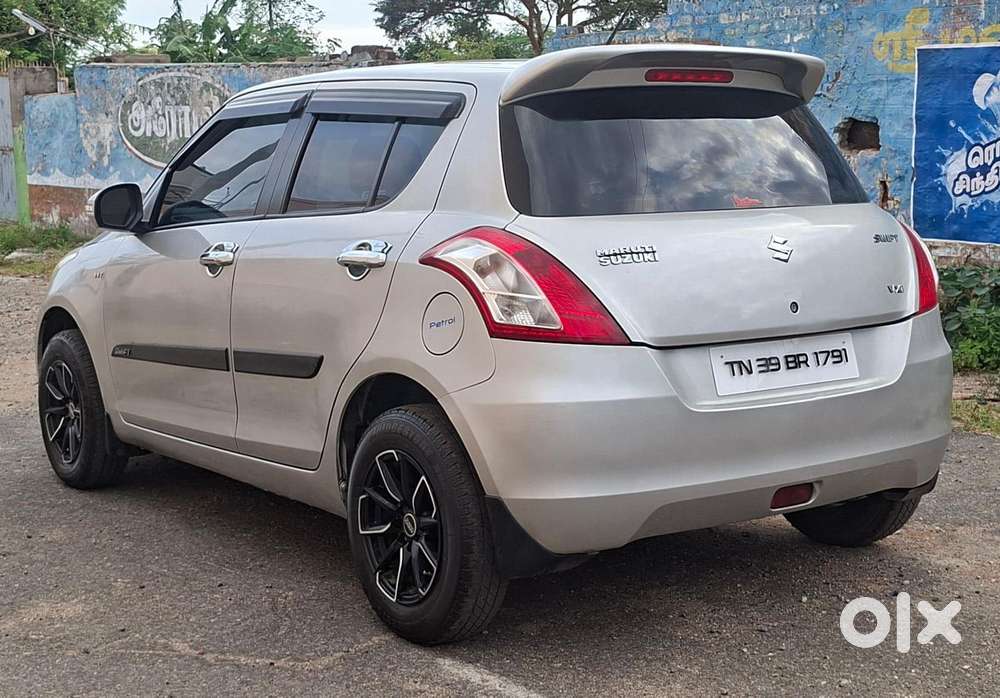 Maruti Suzuki Swift Vxi With Abs, 2015, Petrol