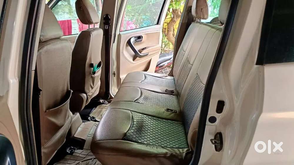 Mahindra Tuv 300 2017 Diesel Automatic