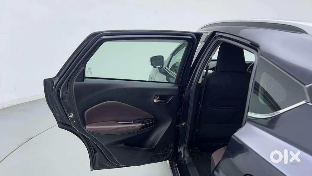 Maruti Suzuki Fronx Alpha 1.0l Turbo 6 At, 2023, Petrol