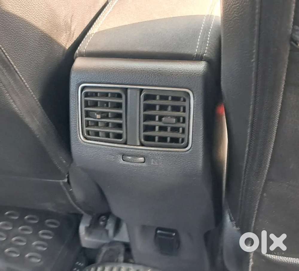 Less Driven Nissan Kicks Xv Petrol 2021