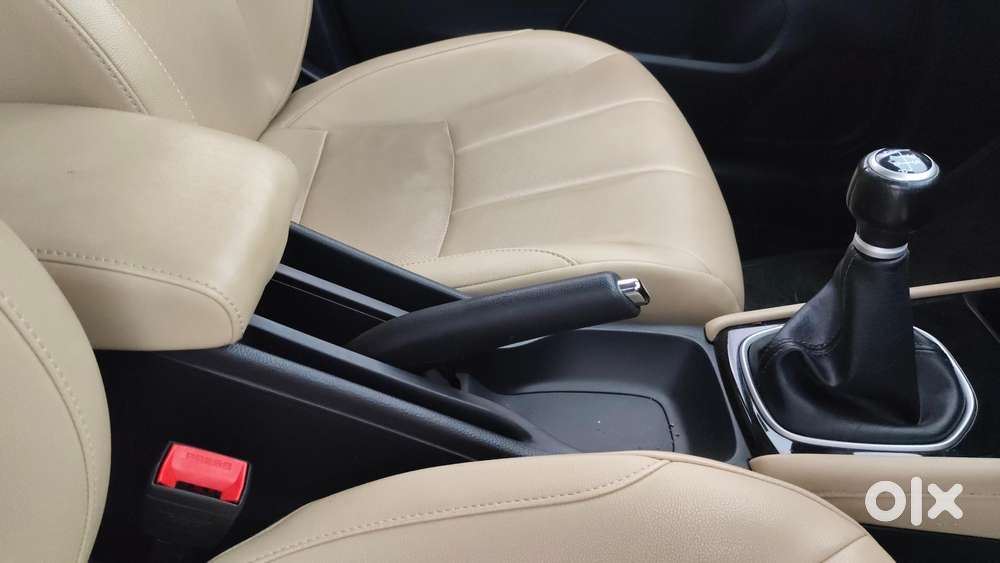 Honda City 1.5 Zx I-vtec Mt, 2023, Petrol