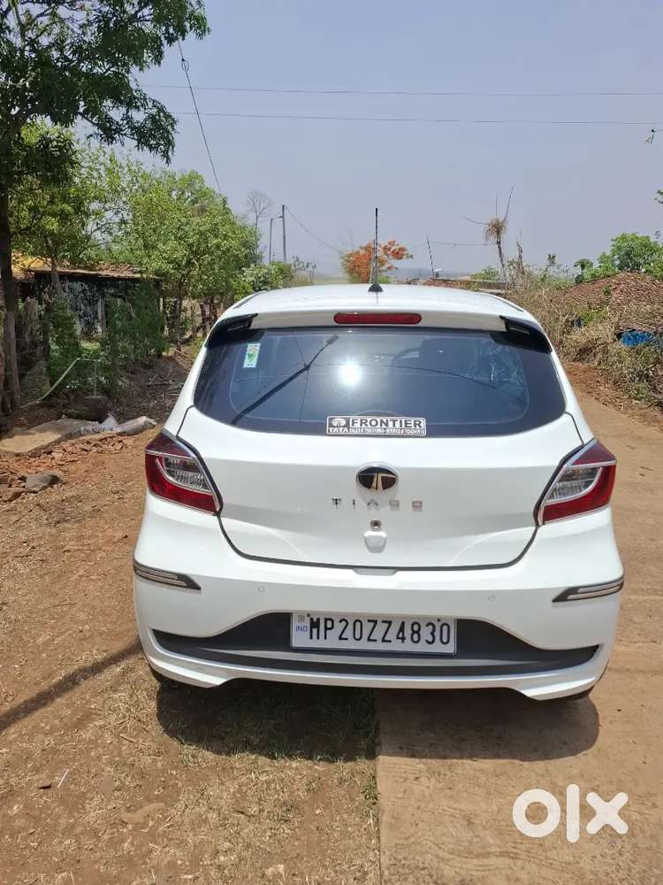 Tata Tiago 2025 Petrol 7000 Km Driven
