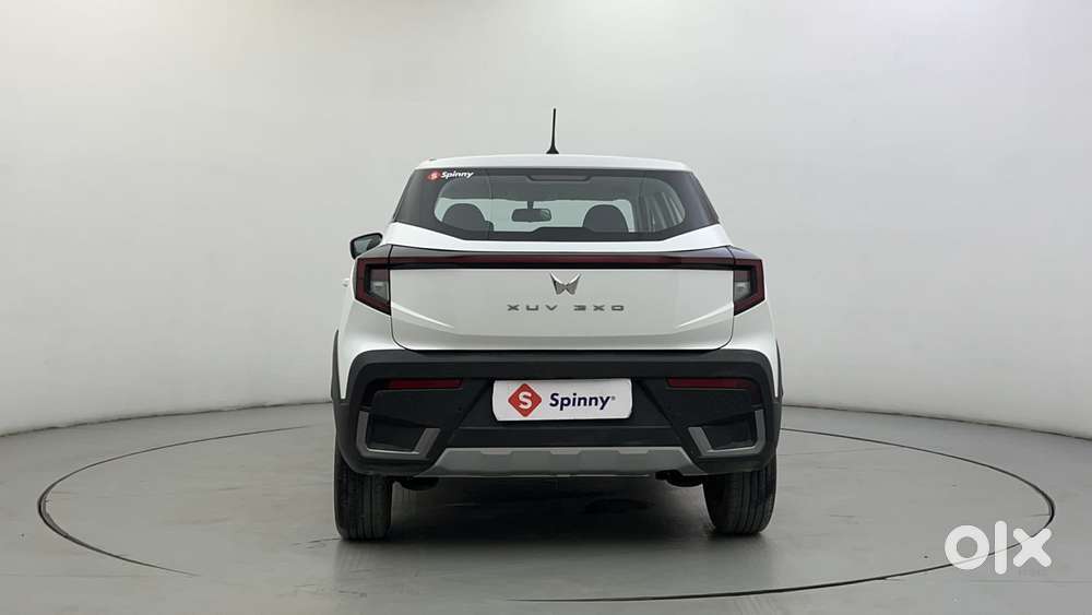 Mahindra Xuv 3xo Ax5 Pm At, 2024, Petrol