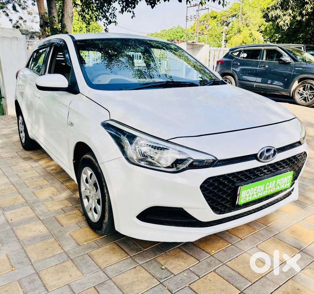 Hyundai Elite I20 Sportz (o) 1.2, 2015, Petrol