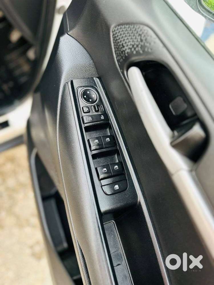 Kia Sonet Htk Plus G, 2022, Cng & Hybrids