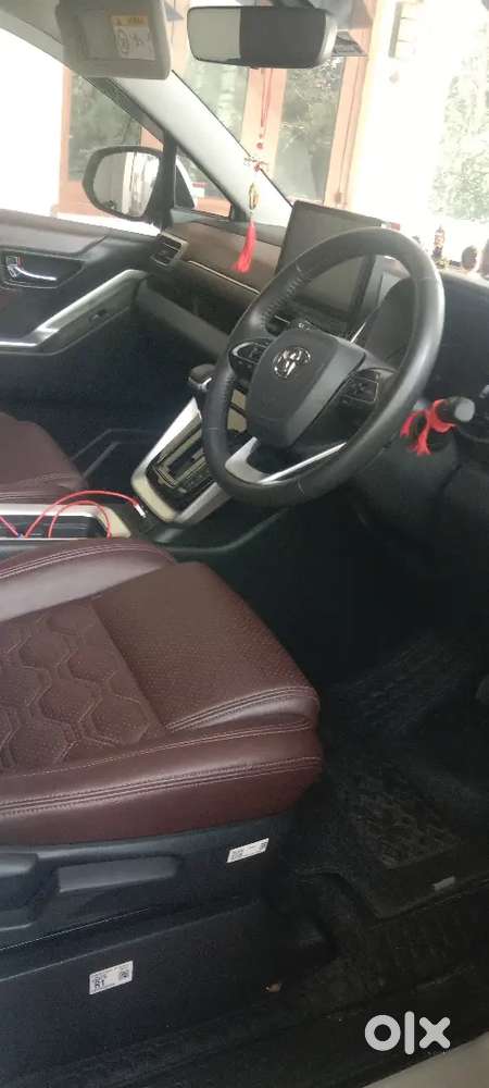 Innova  Hycross Vx ( O ) For  Sale  Anayara  Trivandrum