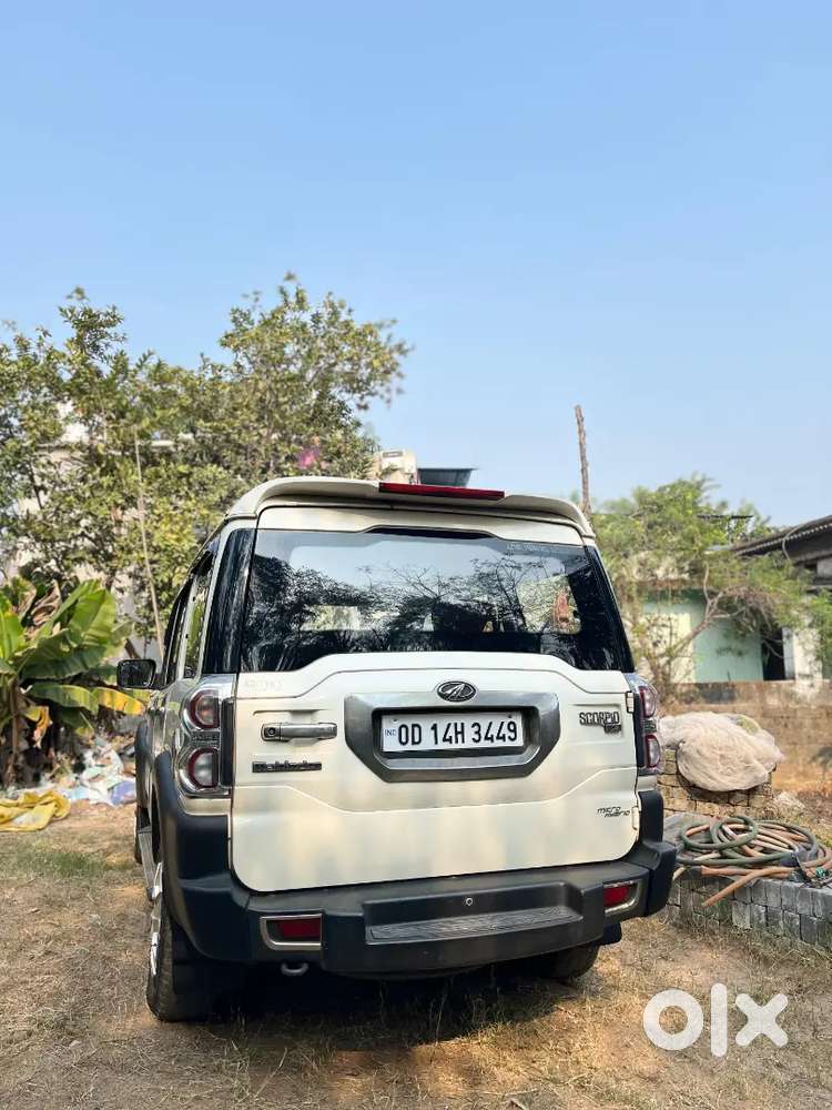 Mahindra Scorpio Diesel 2016