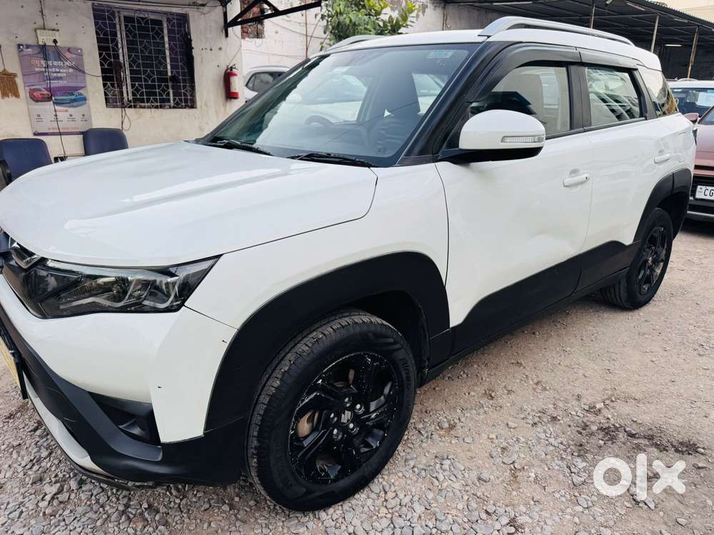 Maruti Suzuki Brezza 1.5 Zxi Smart Hybrid, 2022, Petrol