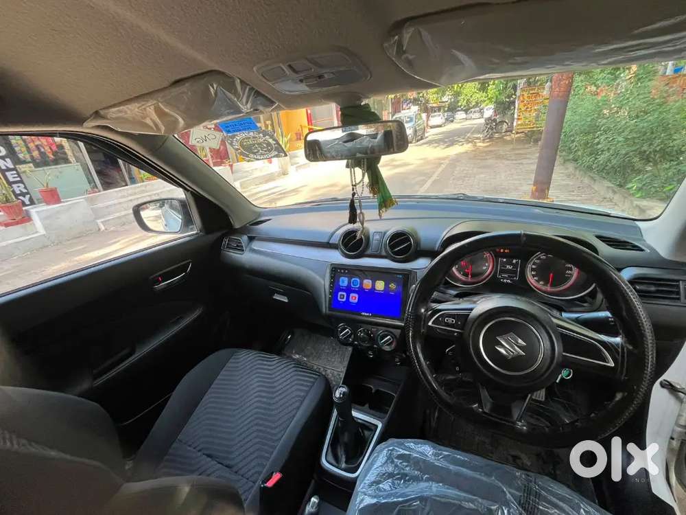 Maruti Suzuki Swift Vxi 2024