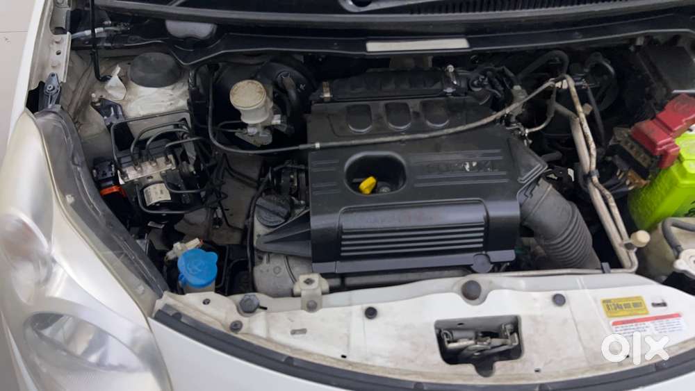 Maruti Suzuki A-star 1.0 Zxi, 2012, Petrol