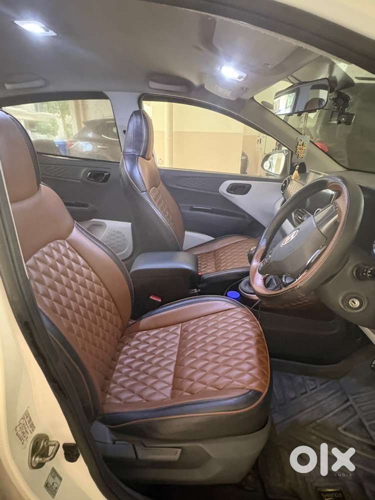 Hyundai Aura 1.2 Mt Cng + Petrol