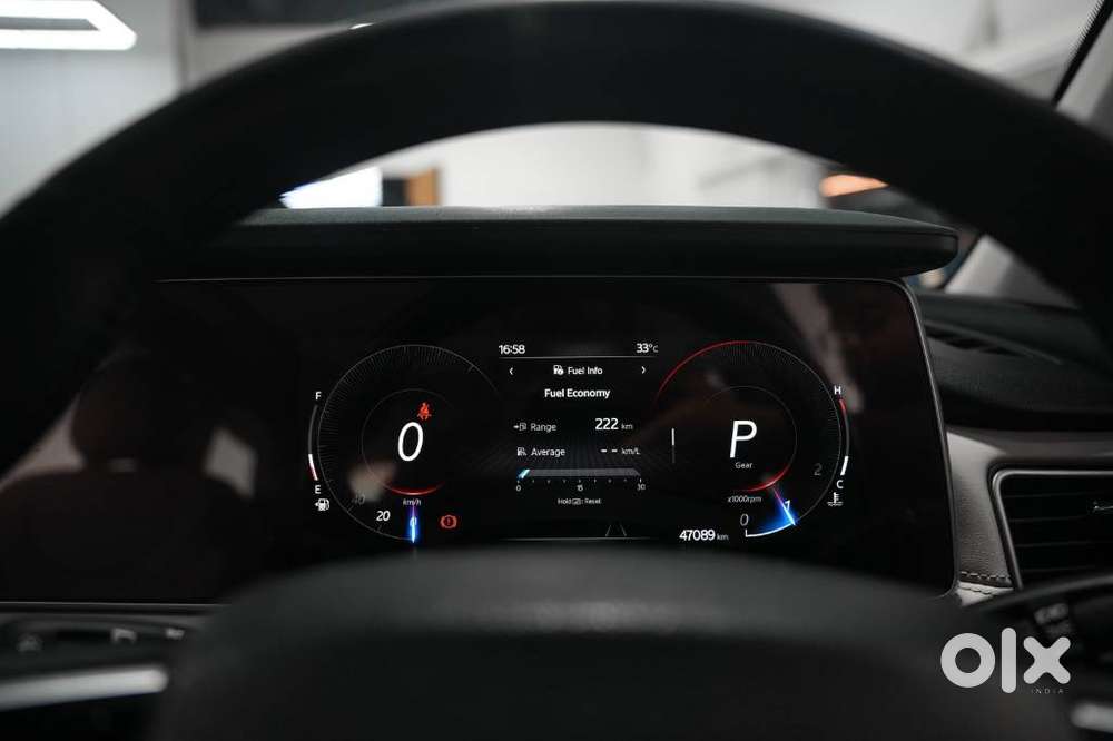 Mahindra Xuv700 2.2 Ax 7 Diesel At Luxury Pack Str, 2023, Diesel