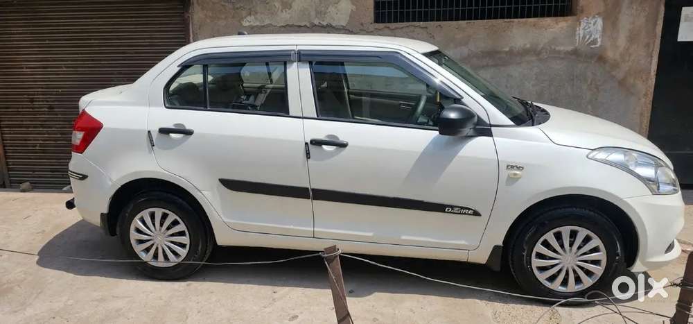 Maruti Suzuki Swift Dzire 2017 Diesel 52000 Km Driven 1st Owner