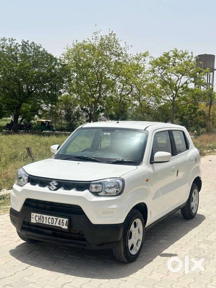 Maruti Suzuki S-presso Vxi At, 2021, Petrol