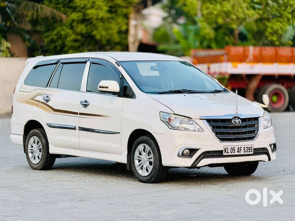 Toyota Innova 2.5 Gx 8 Str, 2012, Diesel