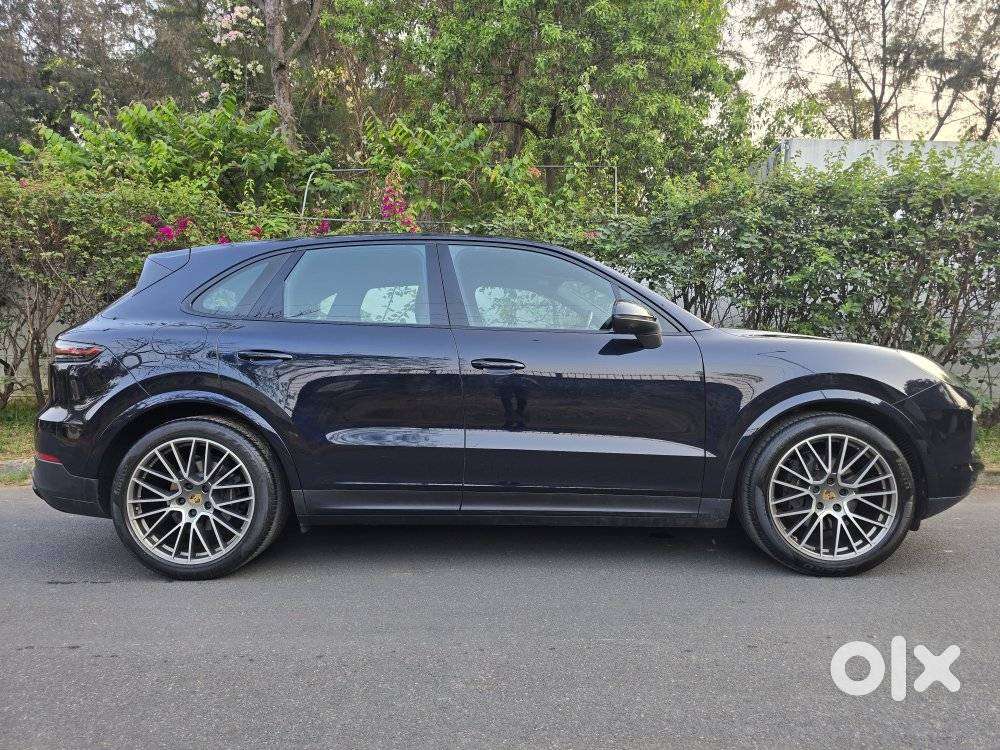 Porsche Cayenne Platinum Edition, 2022, Petrol