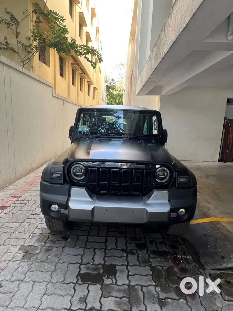 Mahindra Thar Roxx  Ax7l Top End 2025 Diesel