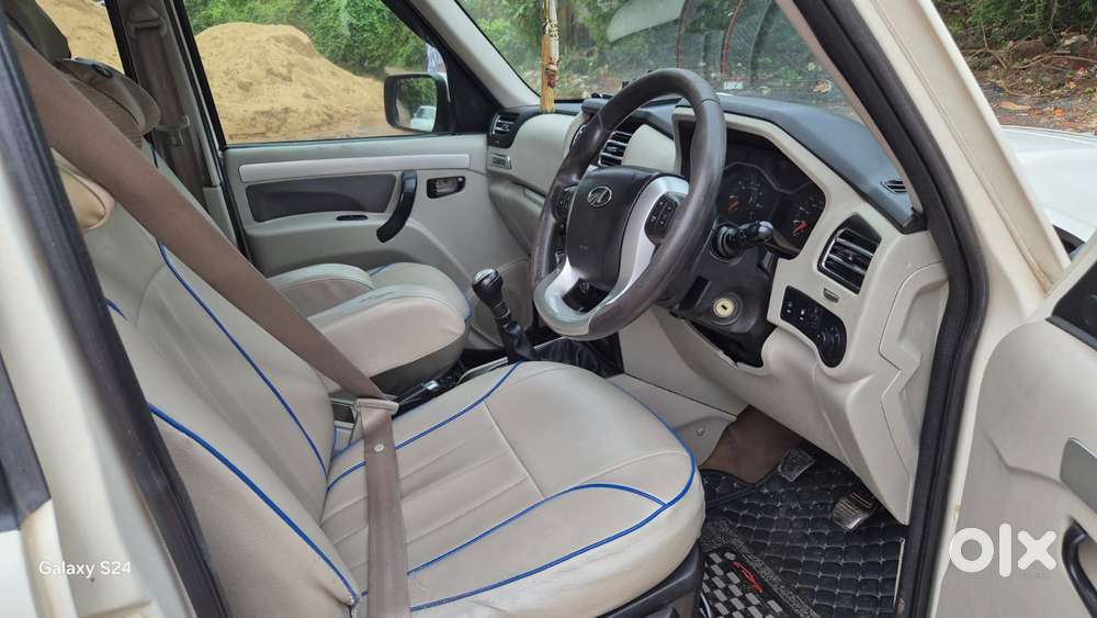 Mahindra Scorpio S10 7 Seater, 2015, Diesel