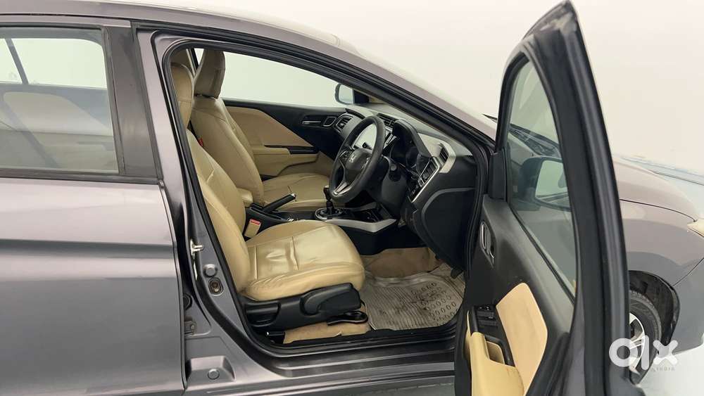 Honda City I-vtec V, 2018, Petrol