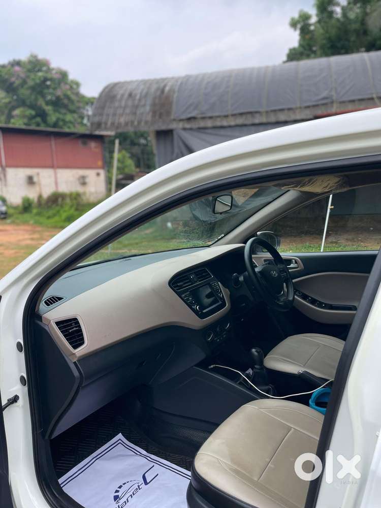 Hyundai I20 Sportz Plus, 2019, Petrol