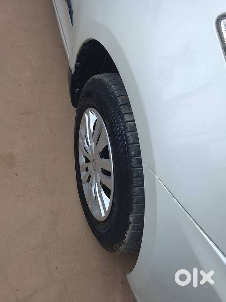 Maruti Suzuki Dzire 1.2 Vxi, 2022, Cng & Hybrids