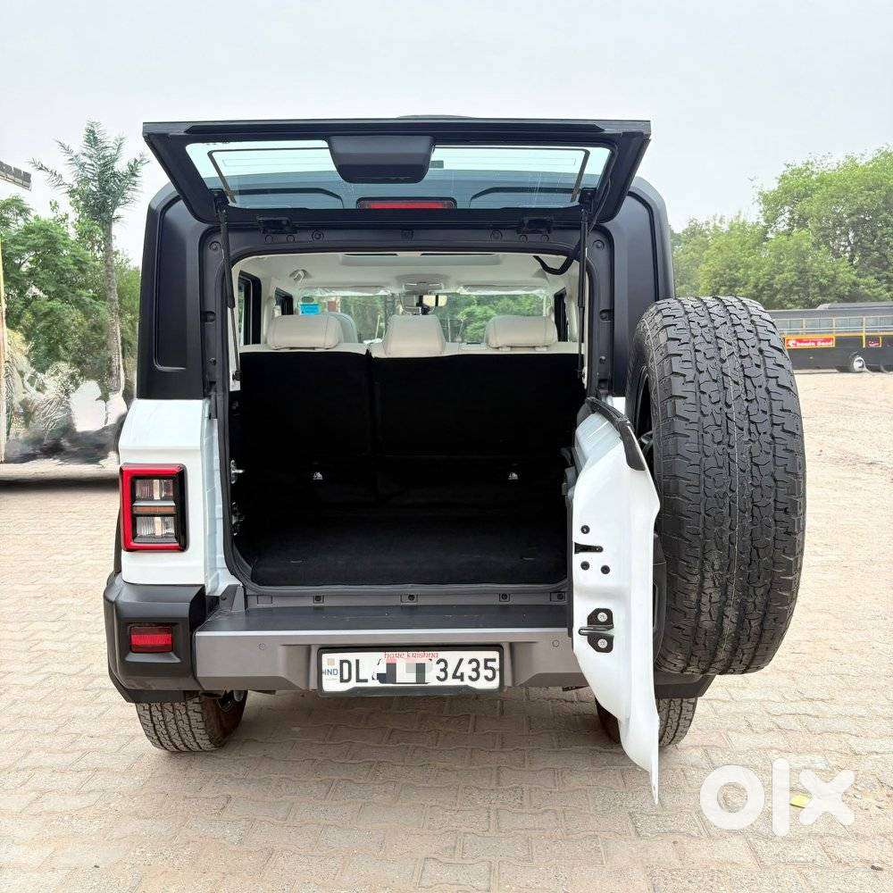 Mahindra Thar Roxx Ax7 L Petrol At 2wd, 2025, Petrol