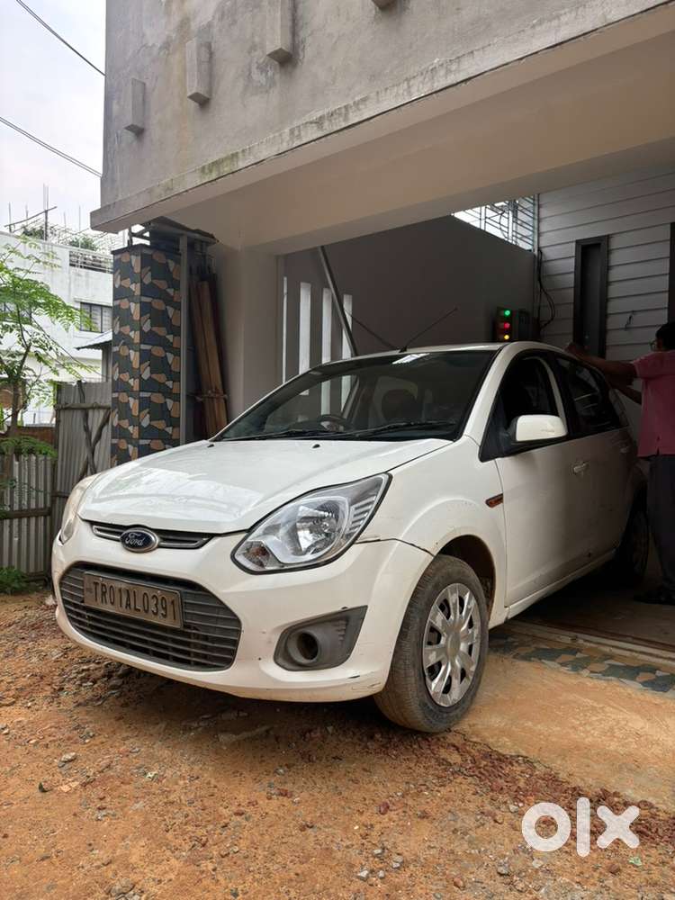 Ford Figo Petrol Manual 2013 Year