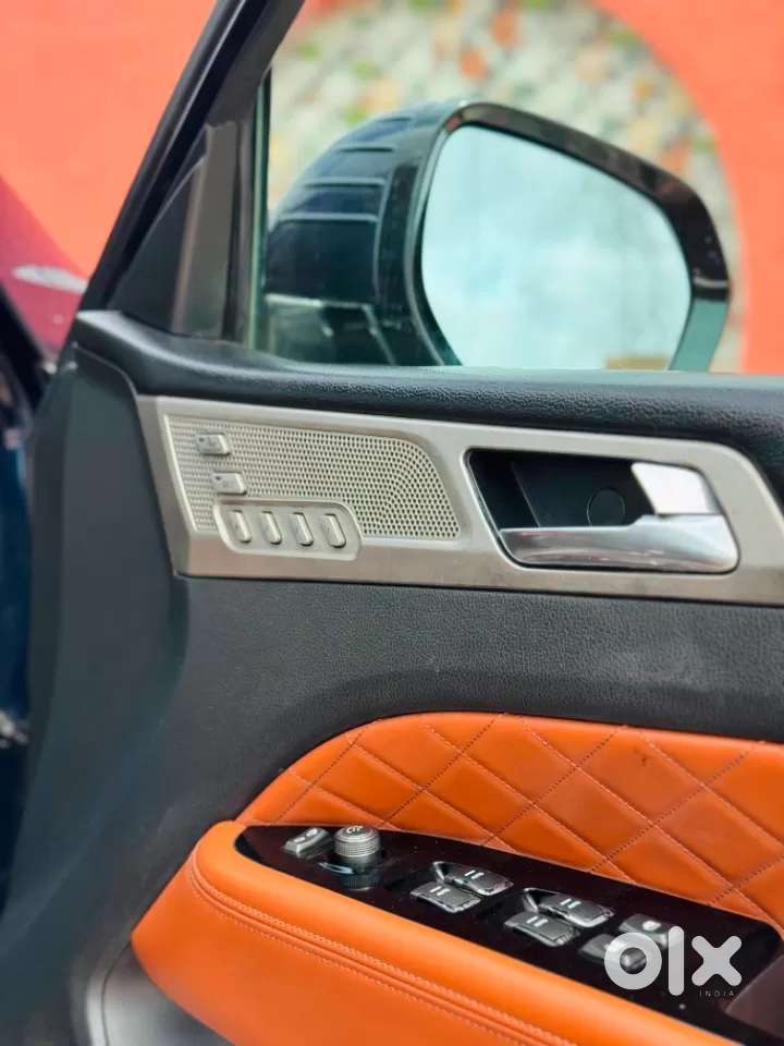Mahindra Alturas G4 4wd At, 2021, Diesel
