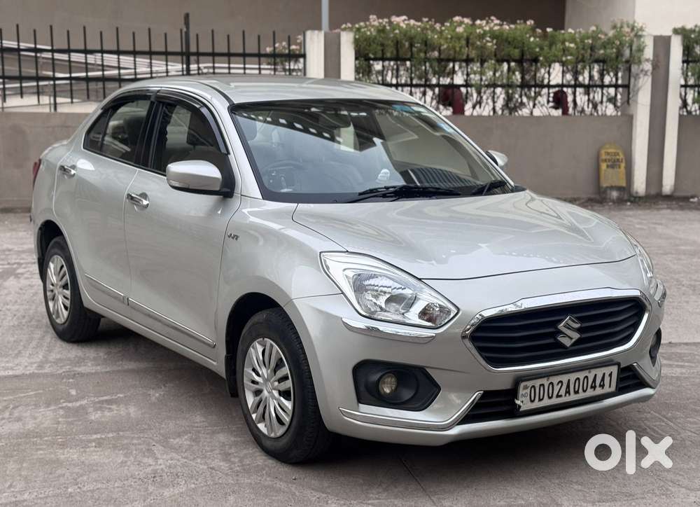 Maruti Suzuki Dzire 1.2 Vxi, 2017, Petrol