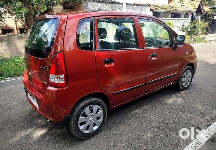 Maruti Suzuki Zen Estilo Lxi Bs Iv, 2011, Petrol