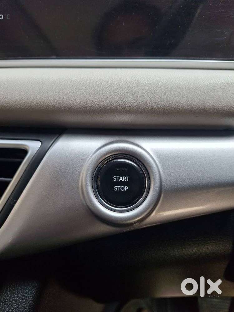 Toyota Innova Crysta 2.8 Gx At, 2017, Diesel