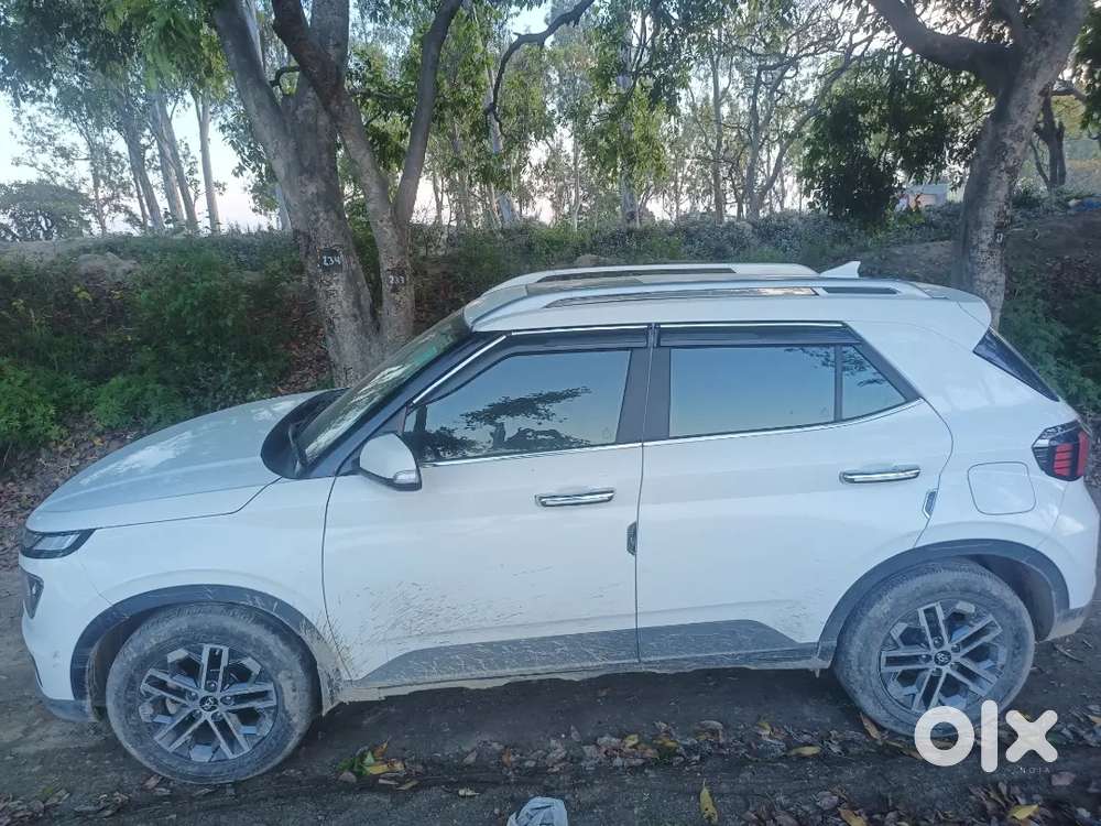 Hyundai Venue 2025 Diesel 60000 Km Driven