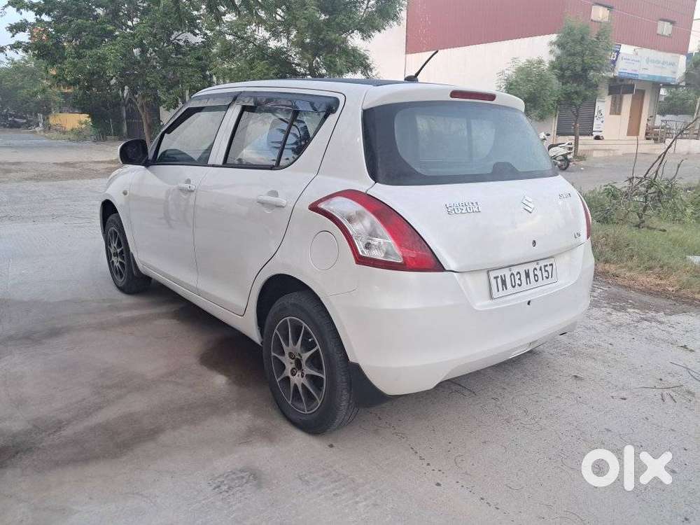 Maruti Suzuki Swift Lxi Optional-o, 2014, Petrol