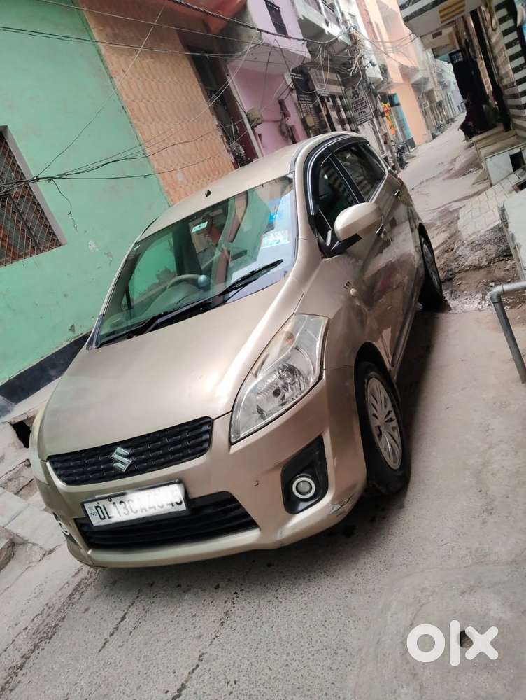 Maruti Suzuki Ertiga Lxi, 2012, Petrol