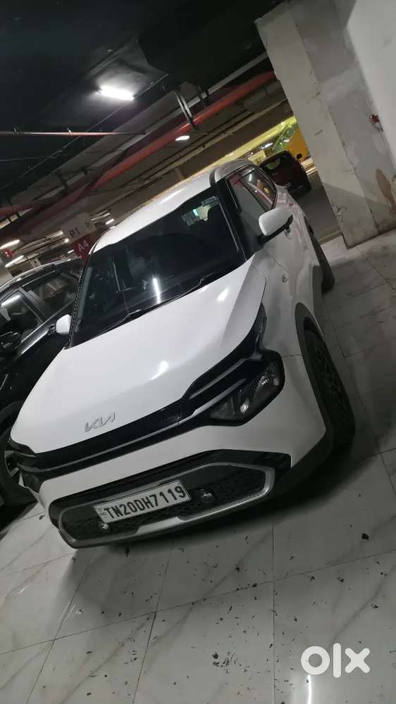 Kia Carens 2024 Diesel Pristine Condition