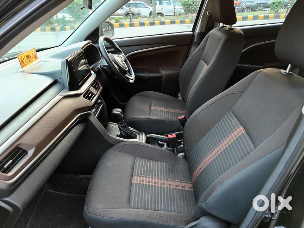 Maruti Suzuki Brezza 1.5 Zxi At Smart Hybrid, 2024, Petrol