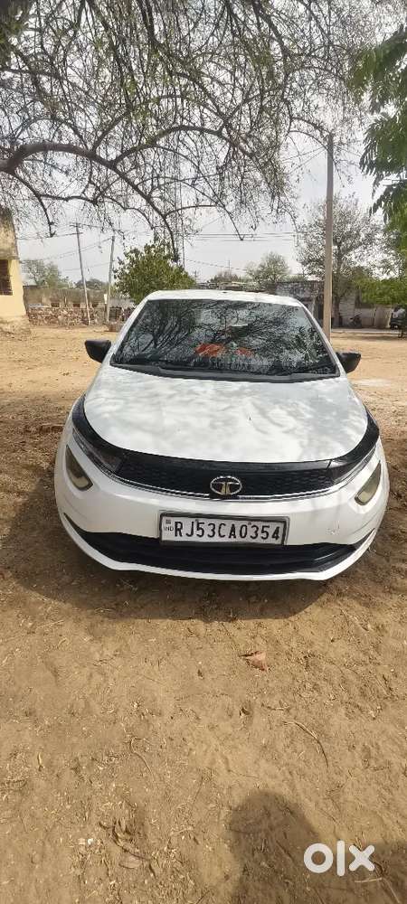 Tata Altroz 2020 Petrol Well Maintained