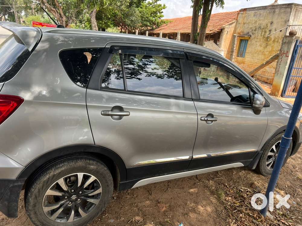 Car With A Neat And Clen Condition With Showroom Maintenance