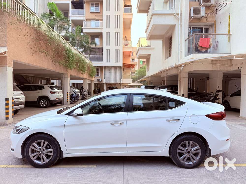 Hyundai New Elantra [2016-2019] 1.6 Crdi Sx (o) Mt, 2018, Diesel