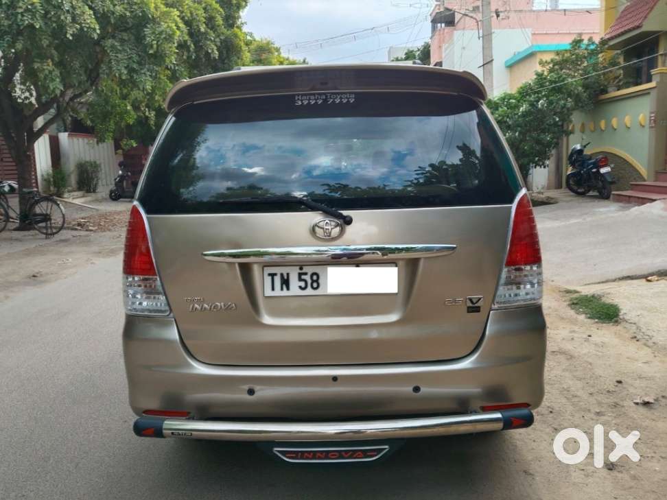 Toyota Innova 2.5 G (diesel) 8 Seater, 2010, Diesel