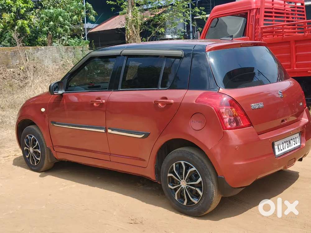Maruti Suzuki New-gen Swift 2010 Petrol 100000 Km Driven