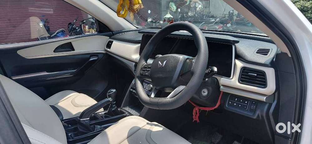 Mahindra Xuv700 2.2 Ax 5 Diesel Mt 7 Str, 2022, Diesel