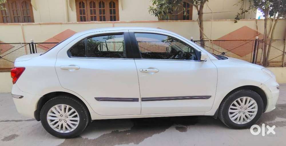 Maruti Suzuki Swift Dzire 1.2 Zxi Bsiv, 2023, Petrol