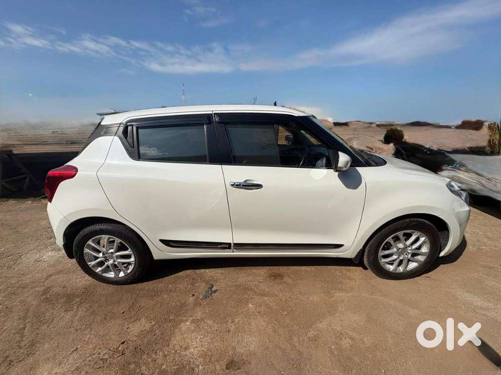 Suzuki Swift 1.2 Zxi+ Ags/petroil, 2019 (first Registration-01.2020)